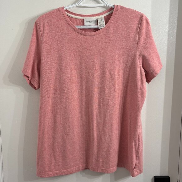 Liz Claiborne Tshirt - Picture 1 of 4